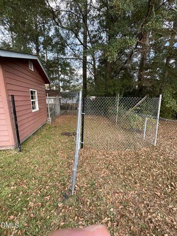 209 Haverhill Drive, Fayetteville, NC 28314