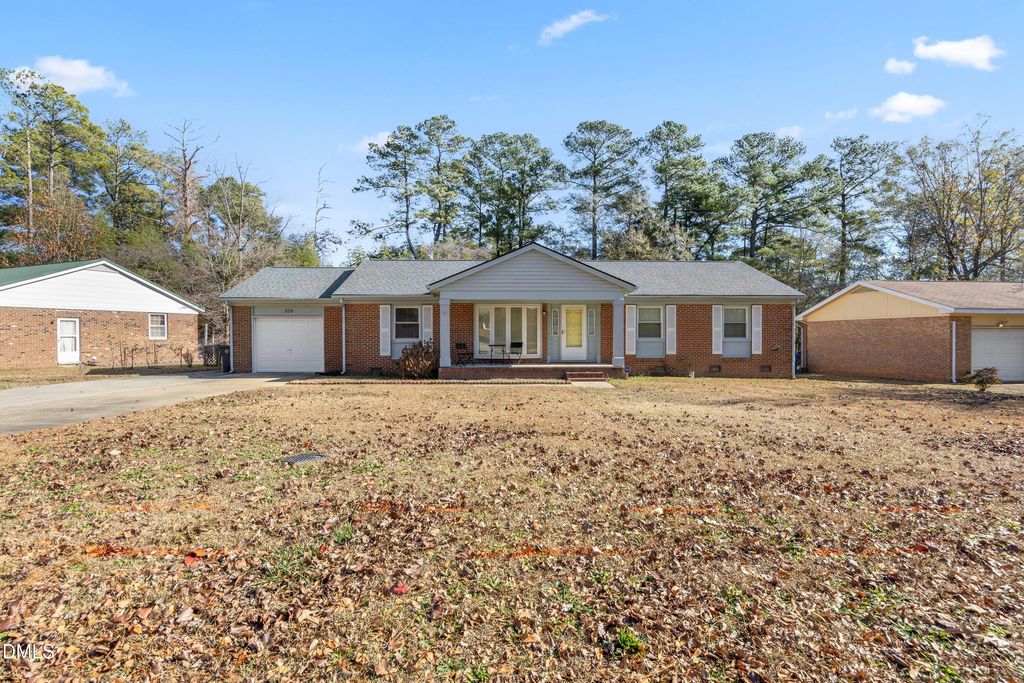 209 Haverhill Drive, Fayetteville, NC 28314