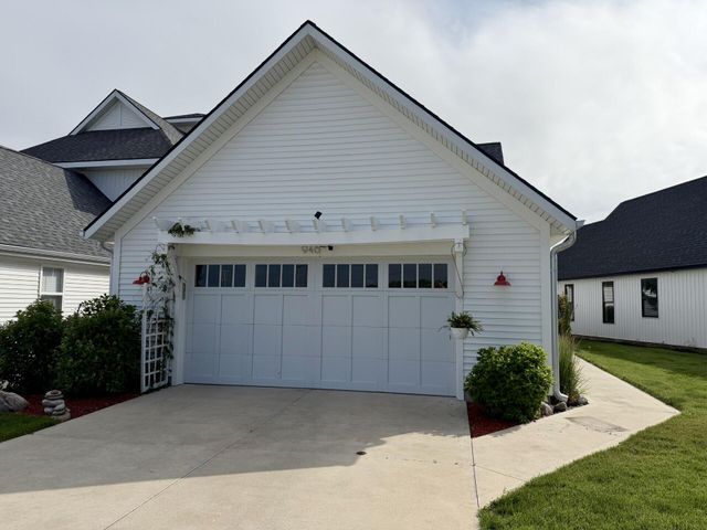 946 Boardwalk Cove Drive, Muskegon City, MI 49441