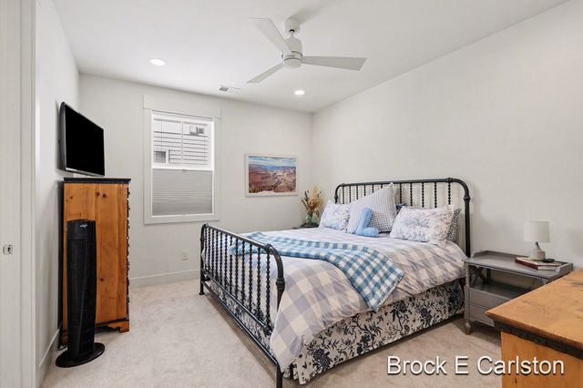 946 Boardwalk Cove Drive, Muskegon City, MI 49441