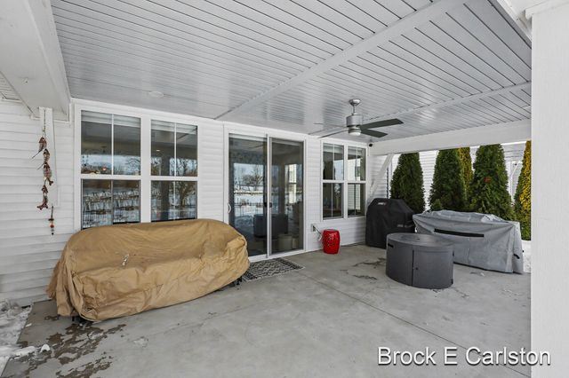 946 Boardwalk Cove Drive, Muskegon City, MI 49441
