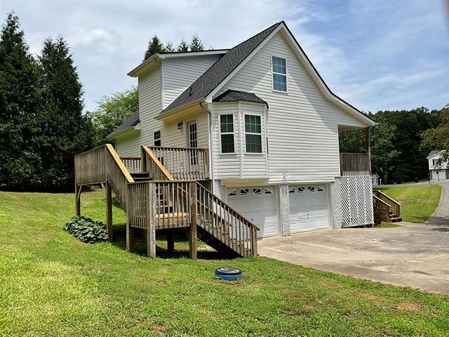 242 Tag Drive, Cohutta, GA 30710