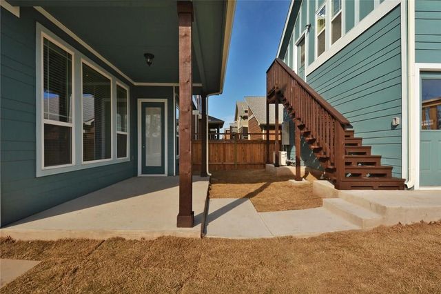 900 Banyon ST A, Austin, TX 78757