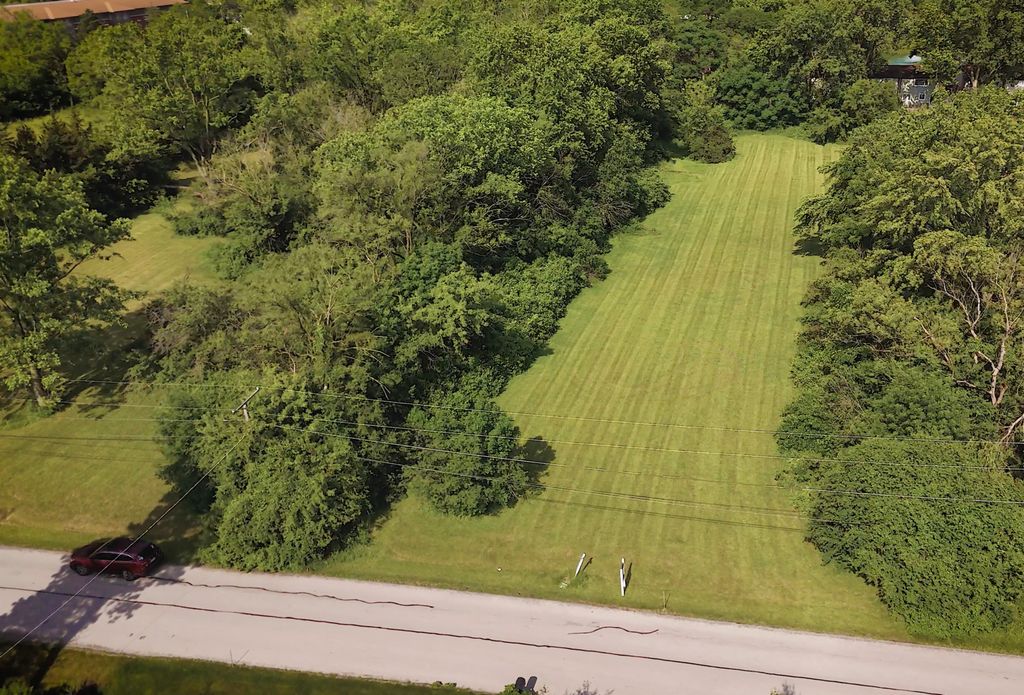 2822 Jackson Drive, Arlington Heights, IL 60004