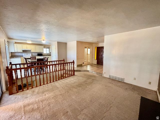 2369 N 2600 E, Layton, UT 84040