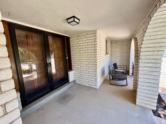2369 N 2600 E, Layton, UT 84040