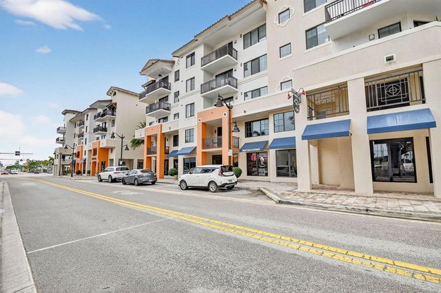 510 E Ocean Avenue 102, Boynton Beach, FL 33435