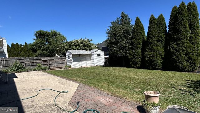 1321 BUTTERFIELD LN, Bensalem, PA 19020