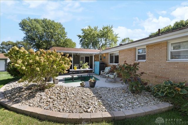 3050 Viola Drive, Beavercreek, OH 45434