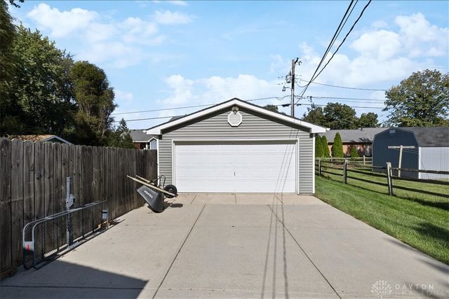 3050 Viola Drive, Beavercreek, OH 45434