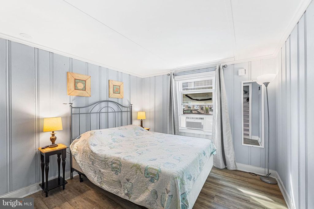Image 16 of property listing at 13 40TH ST #4, Ocean City, MD 21842