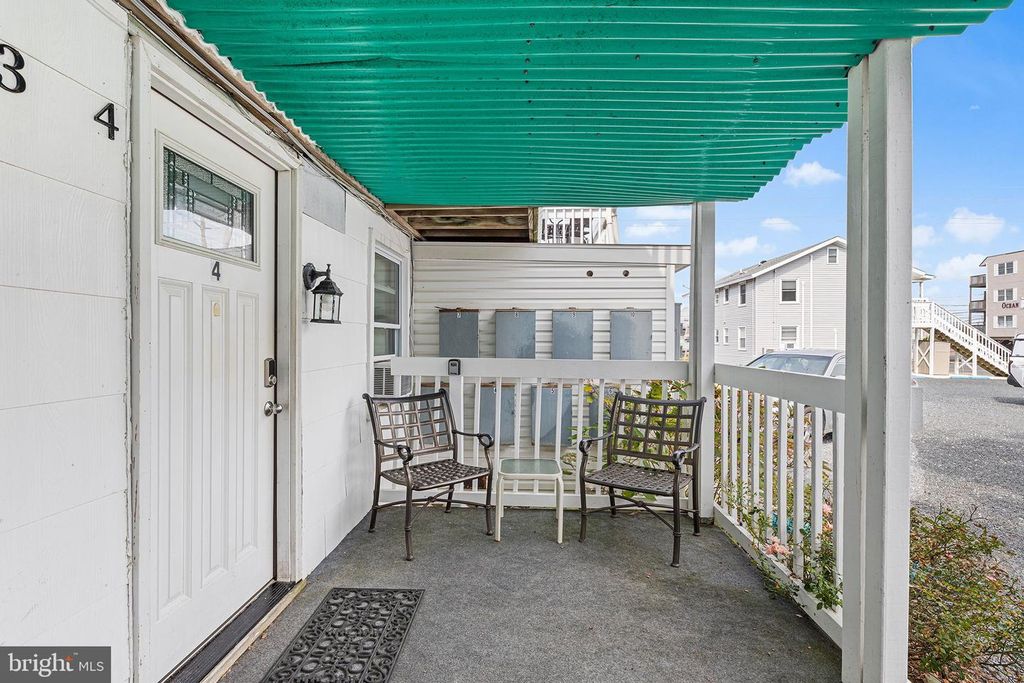 Image 19 of property listing at 13 40TH ST #4, Ocean City, MD 21842