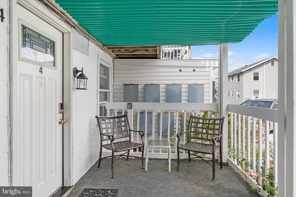 Image 20 of property listing at 13 40TH ST #4, Ocean City, MD 21842