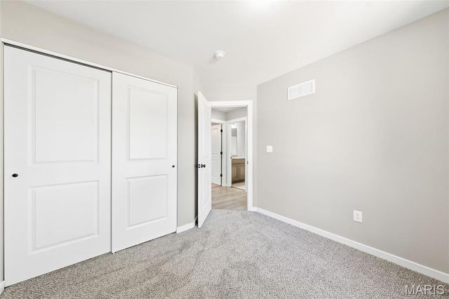 400 Chantilly Court, Warrenton, MO 63383