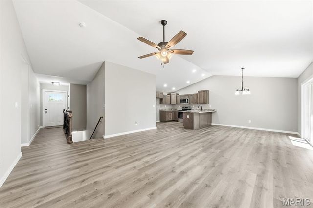 400 Chantilly Court, Warrenton, MO 63383