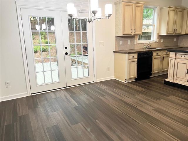 4306 Suwanee Brook Court, Buford, GA 30518