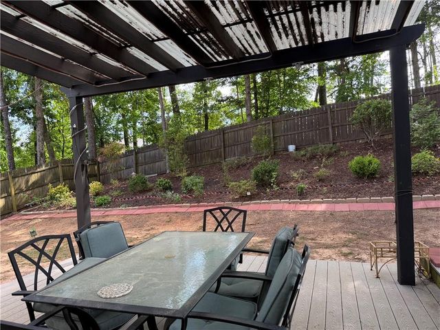 4306 Suwanee Brook Court, Buford, GA 30518