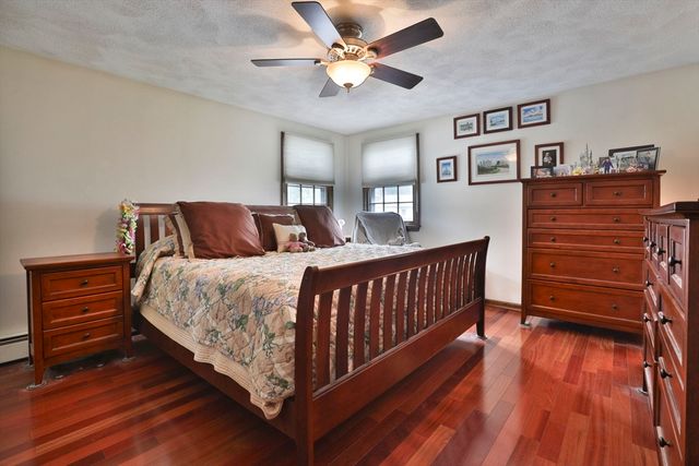 54 Walton Street, Wakefield, MA 01880