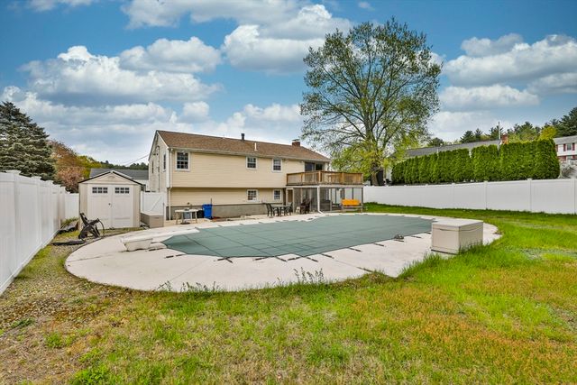 54 Walton Street, Wakefield, MA 01880