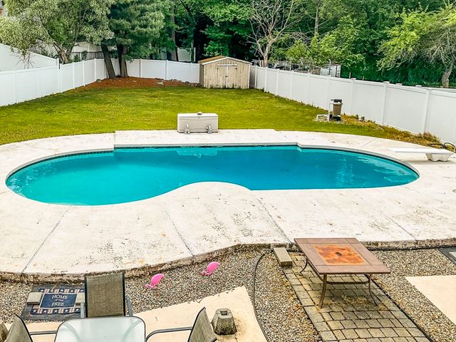 54 Walton Street, Wakefield, MA 01880