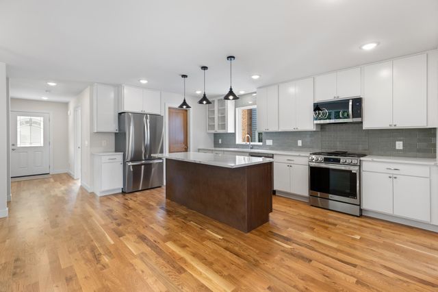 5345 45th Avenue S, Minneapolis, MN 55417