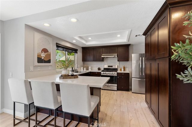 808 S California Avenue, Monrovia, CA 91016