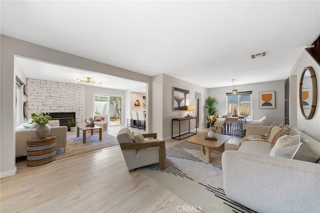 808 S California Avenue, Monrovia, CA 91016