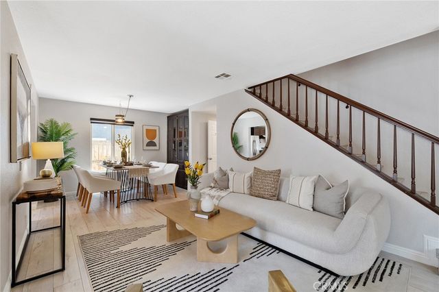 808 S California Avenue, Monrovia, CA 91016