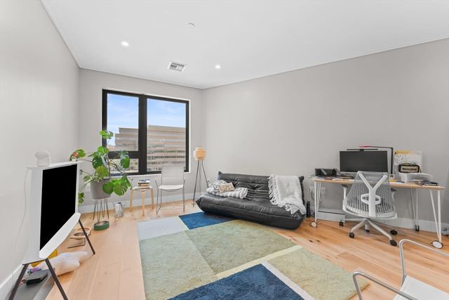 70 Leo M Birmingham Pkwy 415, Boston, MA 02135