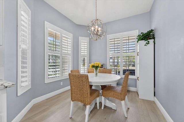 102 Bonaire Lane, Jupiter, FL 33458