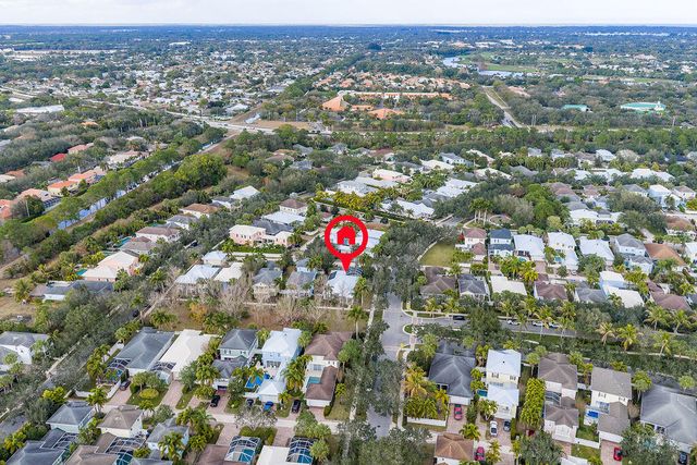 102 Bonaire Lane, Jupiter, FL 33458