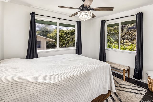 53-658 Kamehameha Highway, Hauula, HI 96717