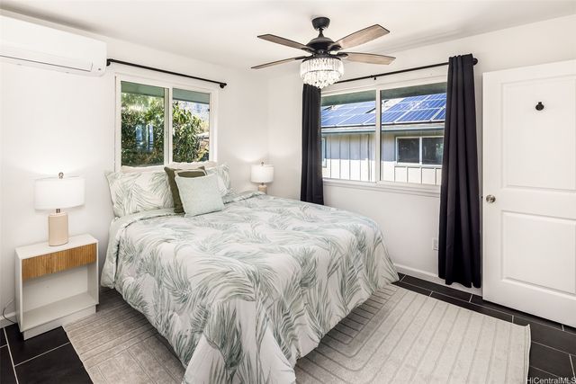 53-658 Kamehameha Highway, Hauula, HI 96717