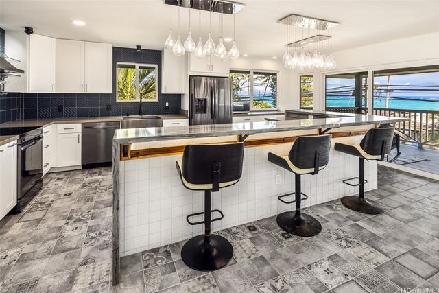 53-658 Kamehameha Highway, Hauula, HI 96717