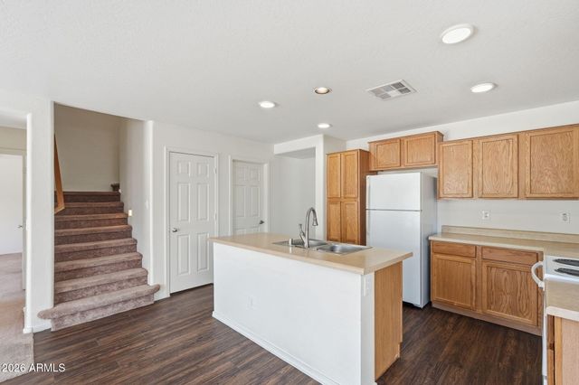 11613 W CAROL Avenue, Youngtown, AZ 85363