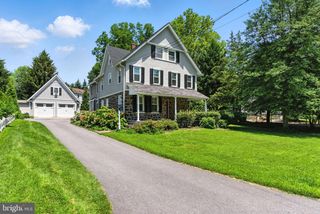 337 OLD LANCASTER RD, Devon, PA 19333