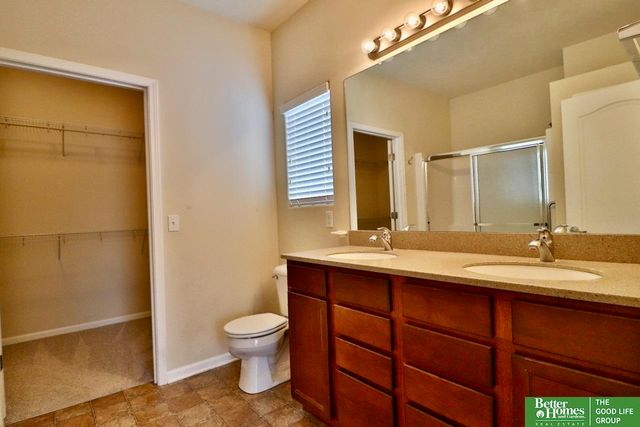 7420 Frederick Street, La Vista, NE 68128