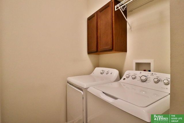 7420 Frederick Street, La Vista, NE 68128