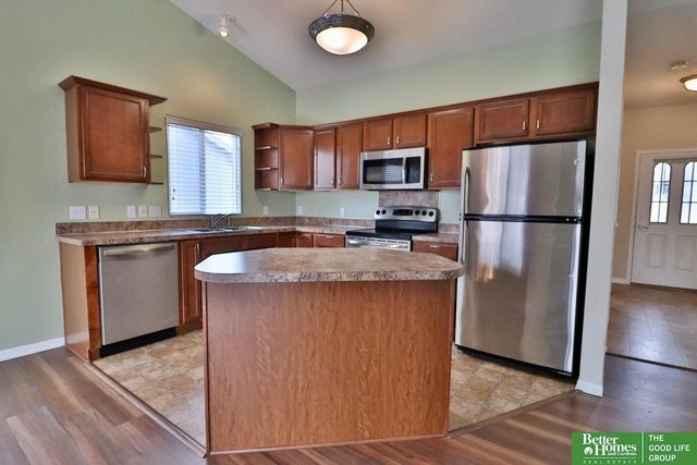 7420 Frederick Street, La Vista, NE 68128