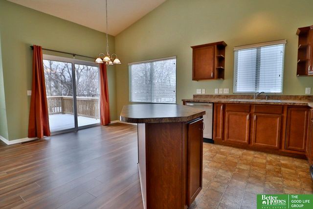 7420 Frederick Street, La Vista, NE 68128