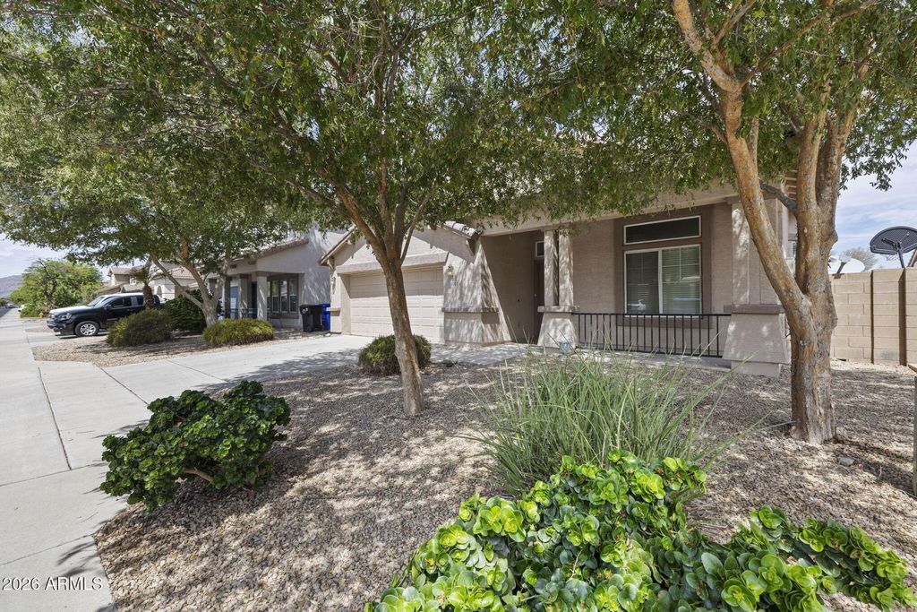 17440 W CARIBBEAN Lane, Surprise, AZ 85388 — photo 3