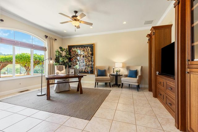 18687 Rosemary Ln, Grass Valley, CA 95949