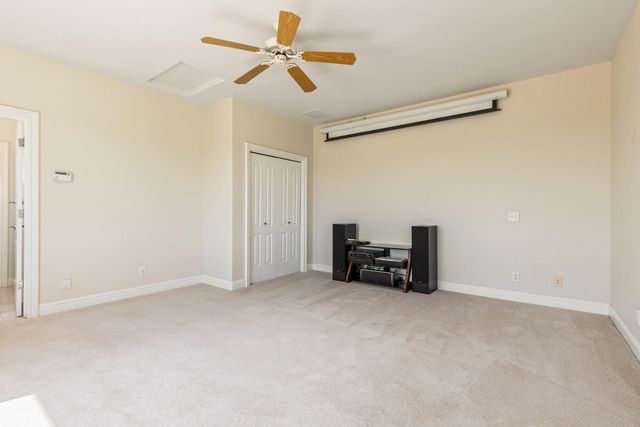 18687 Rosemary Ln, Grass Valley, CA 95949