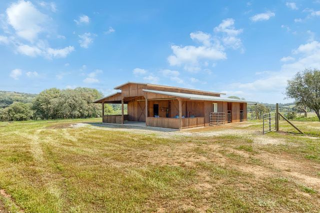 18687 Rosemary Ln, Grass Valley, CA 95949