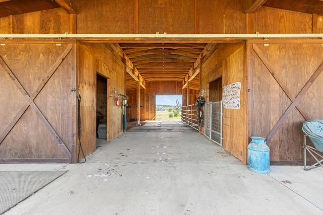 18687 Rosemary Ln, Grass Valley, CA 95949