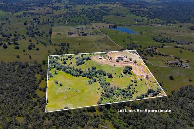 18687 Rosemary Ln, Grass Valley, CA 95949