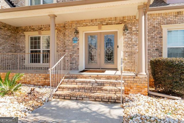 1227 Castle Point Court SW, Conyers, GA 30094