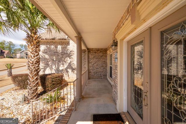 1227 Castle Point Court SW, Conyers, GA 30094