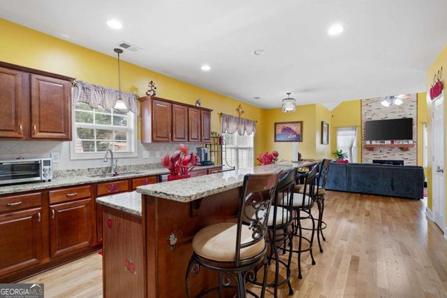 1227 Castle Point Court SW, Conyers, GA 30094