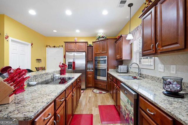 1227 Castle Point Court SW, Conyers, GA 30094